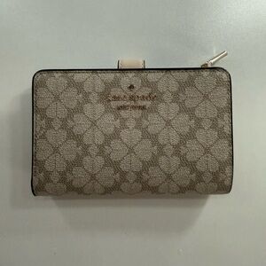 Kate Spade Tan Floral Pattern Wallet